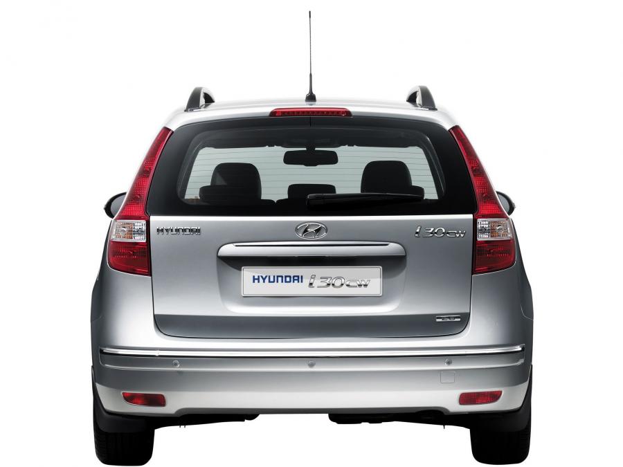  Hyundai i30 CW 2008 года  (фото 19 из 30)